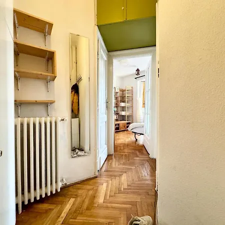 Among Trees Apartment Budapest